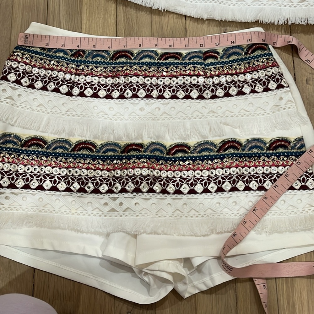 Blithe LA White Two-Piece Embroidered Set - Picture 5 of 8